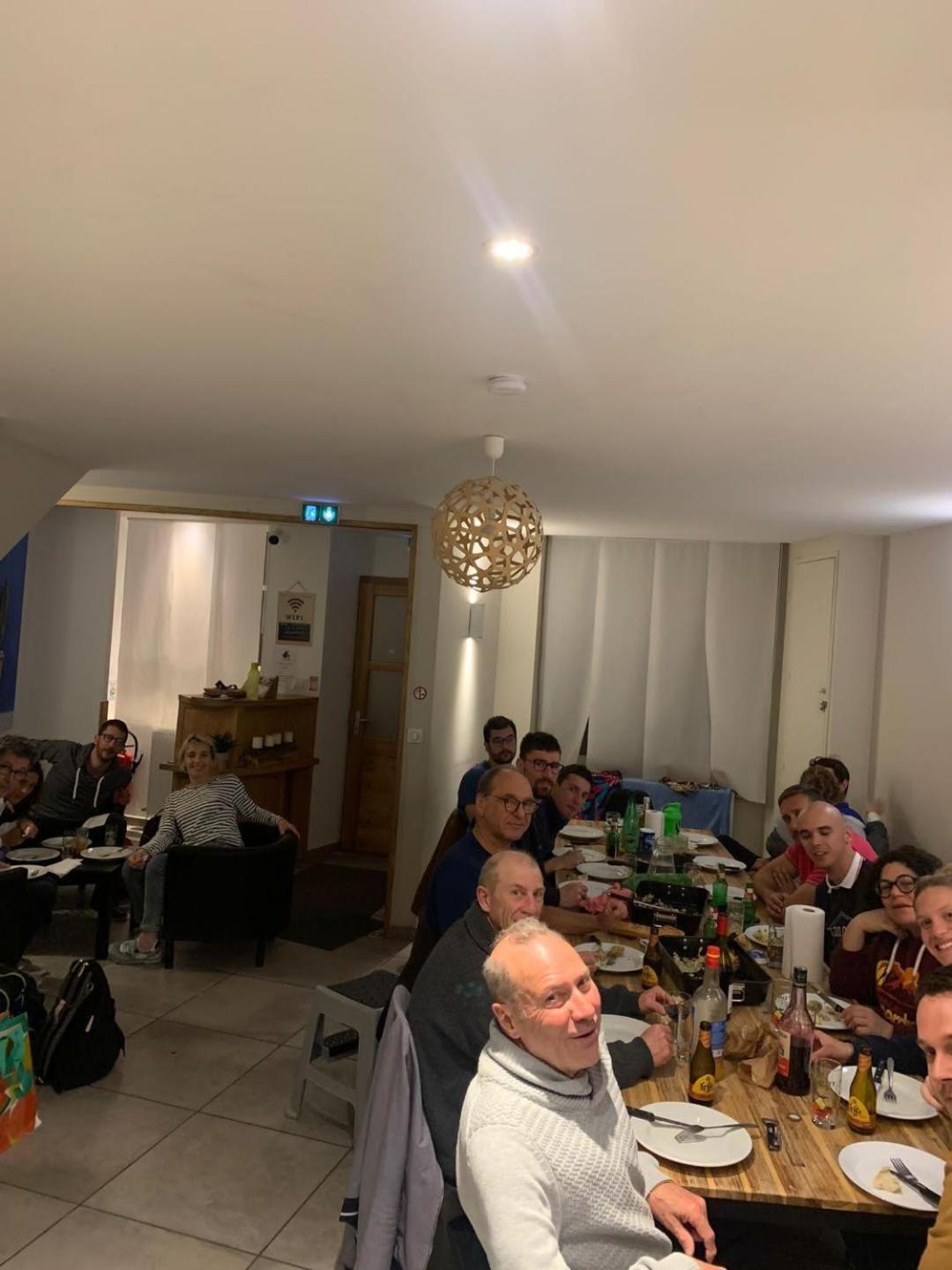 Gite La Decouverte Petit Dejeuner Offert Le Puy-en-Velay المظهر الخارجي الصورة