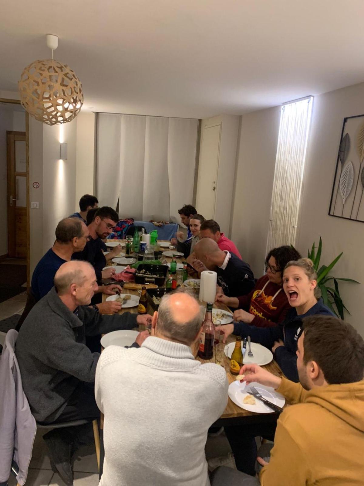 Gite La Decouverte Petit Dejeuner Offert Le Puy-en-Velay المظهر الخارجي الصورة